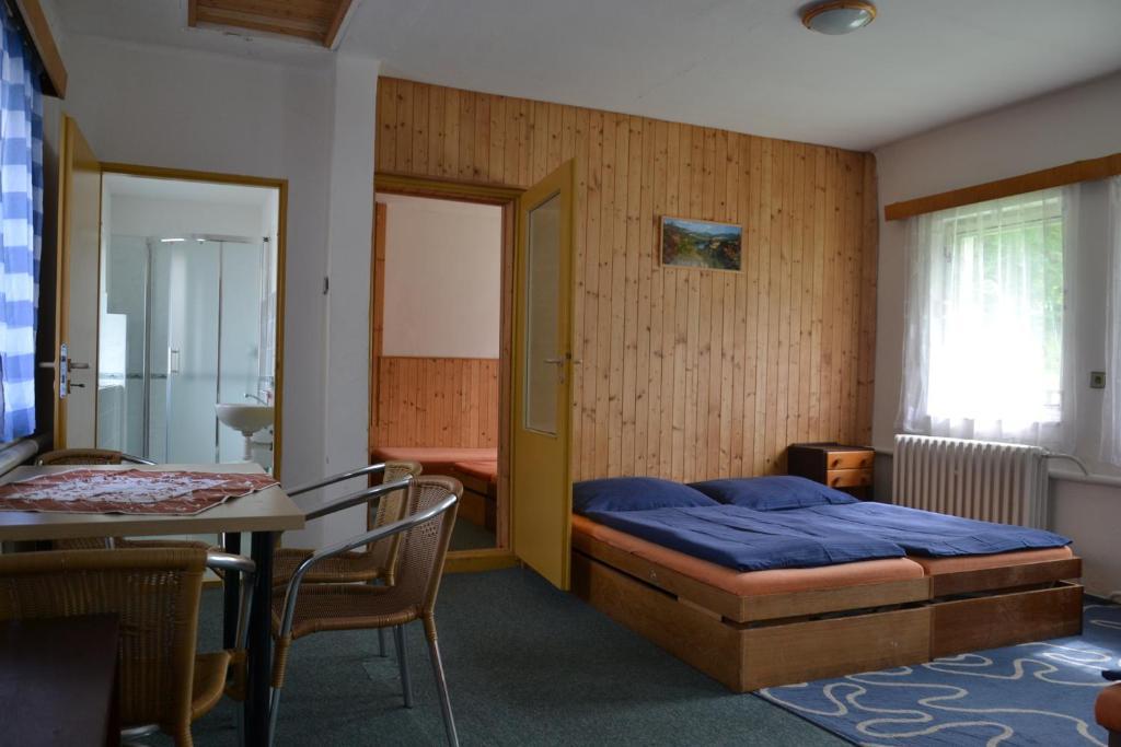 Hostel Fortuna Špindlerŭv Mlýn Phòng bức ảnh